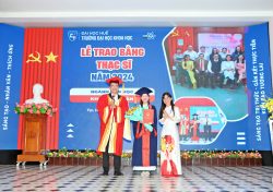 từ ngân